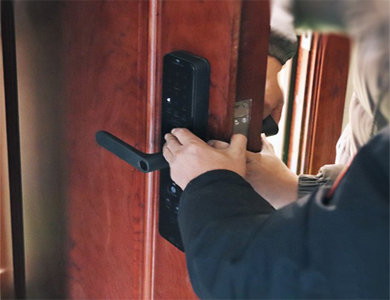 盐田24小时上门开锁公司